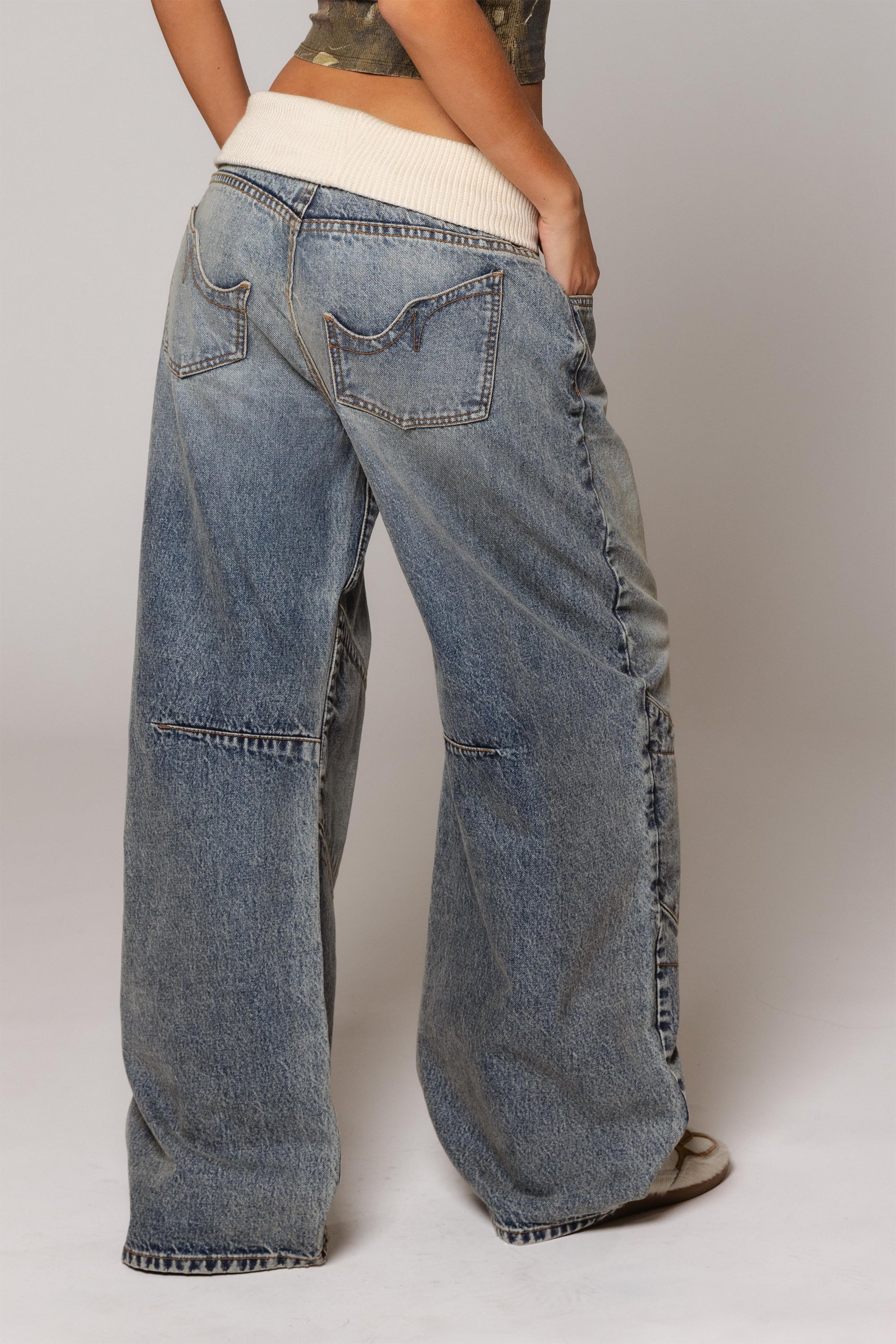 Rose Autumn Jeans