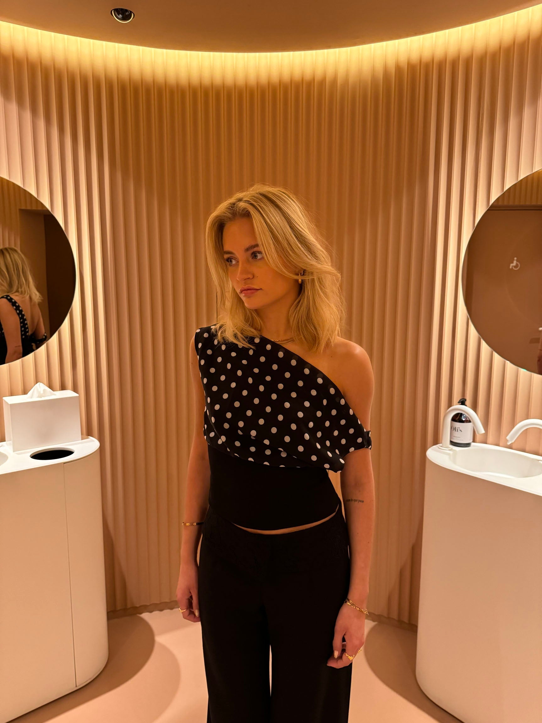 Lily Dot Top - Black & White