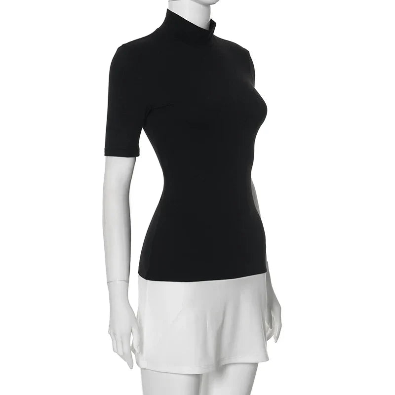 Lily Black & White Mini