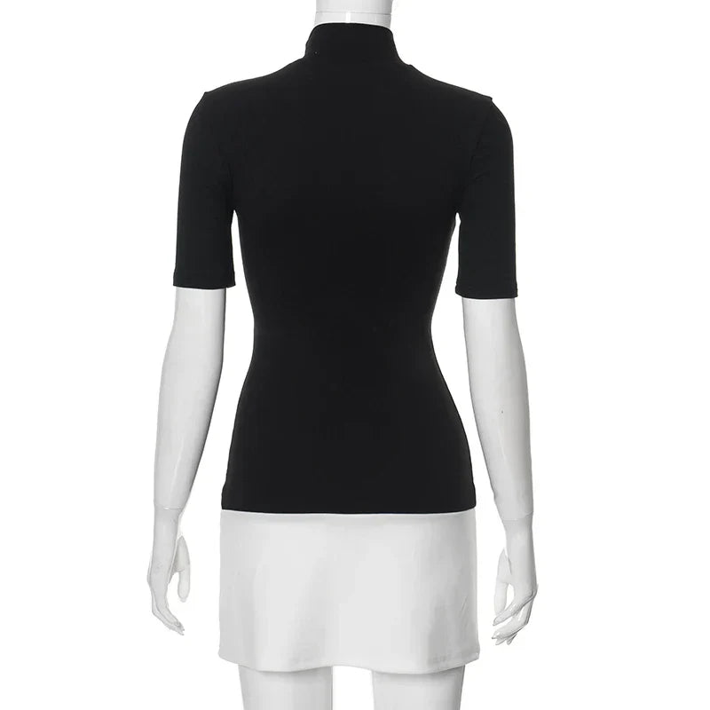 Lily Black & White Mini