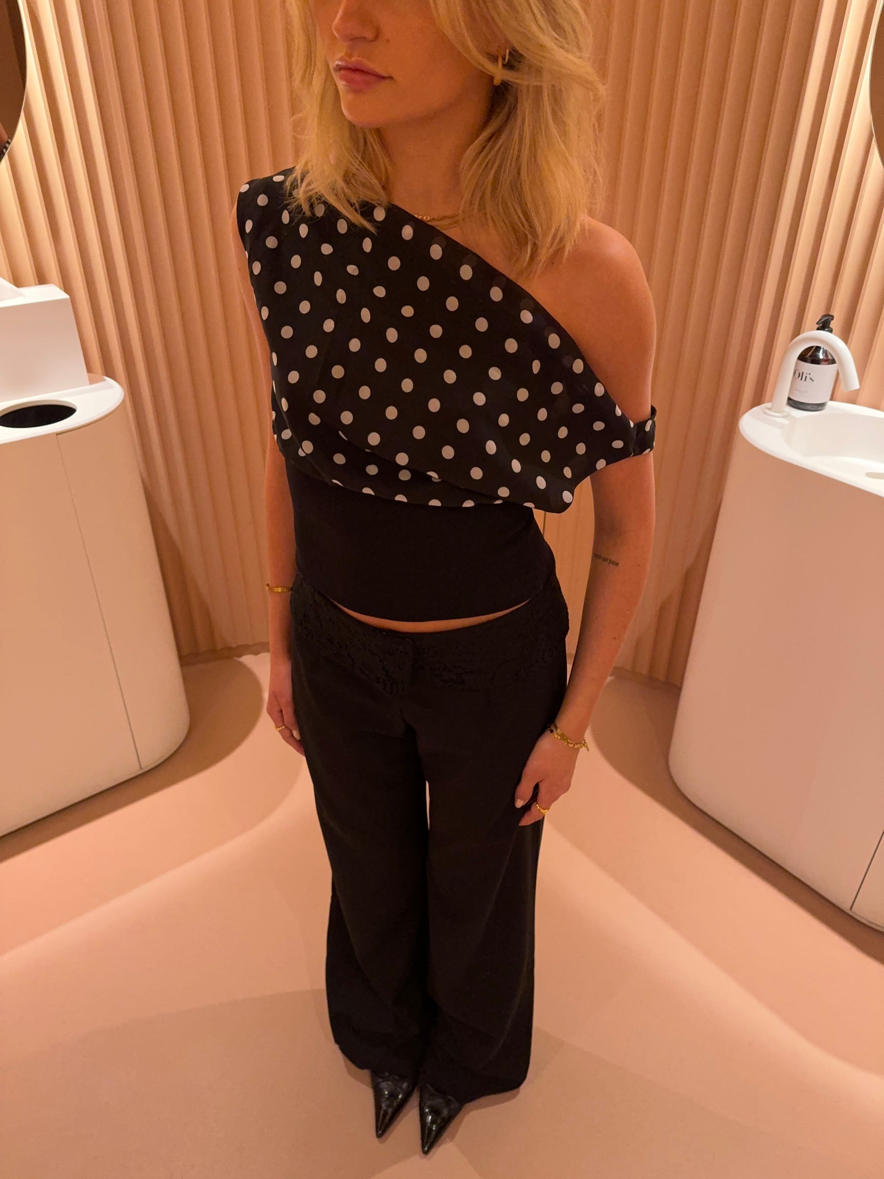 Lily Dot Top - Black & White