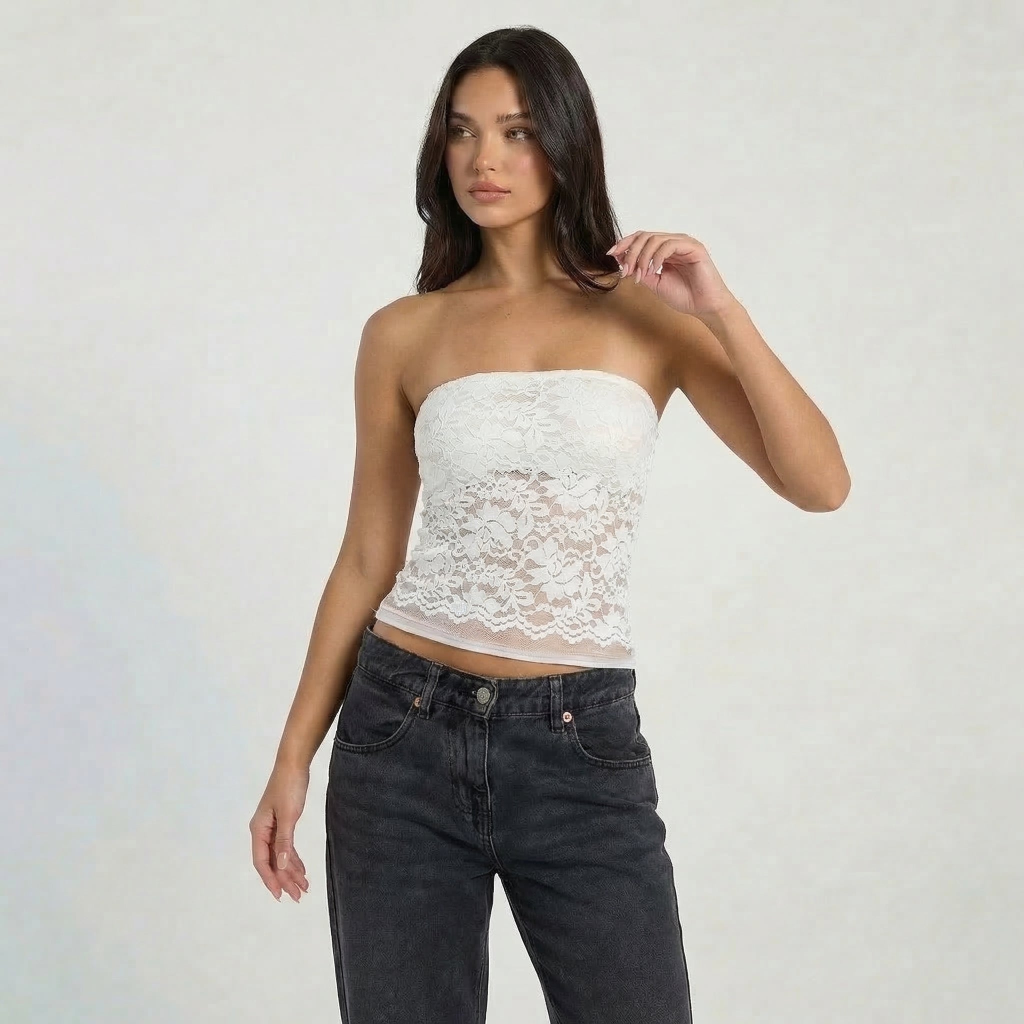 Women’s Strapless Lace Tube Top