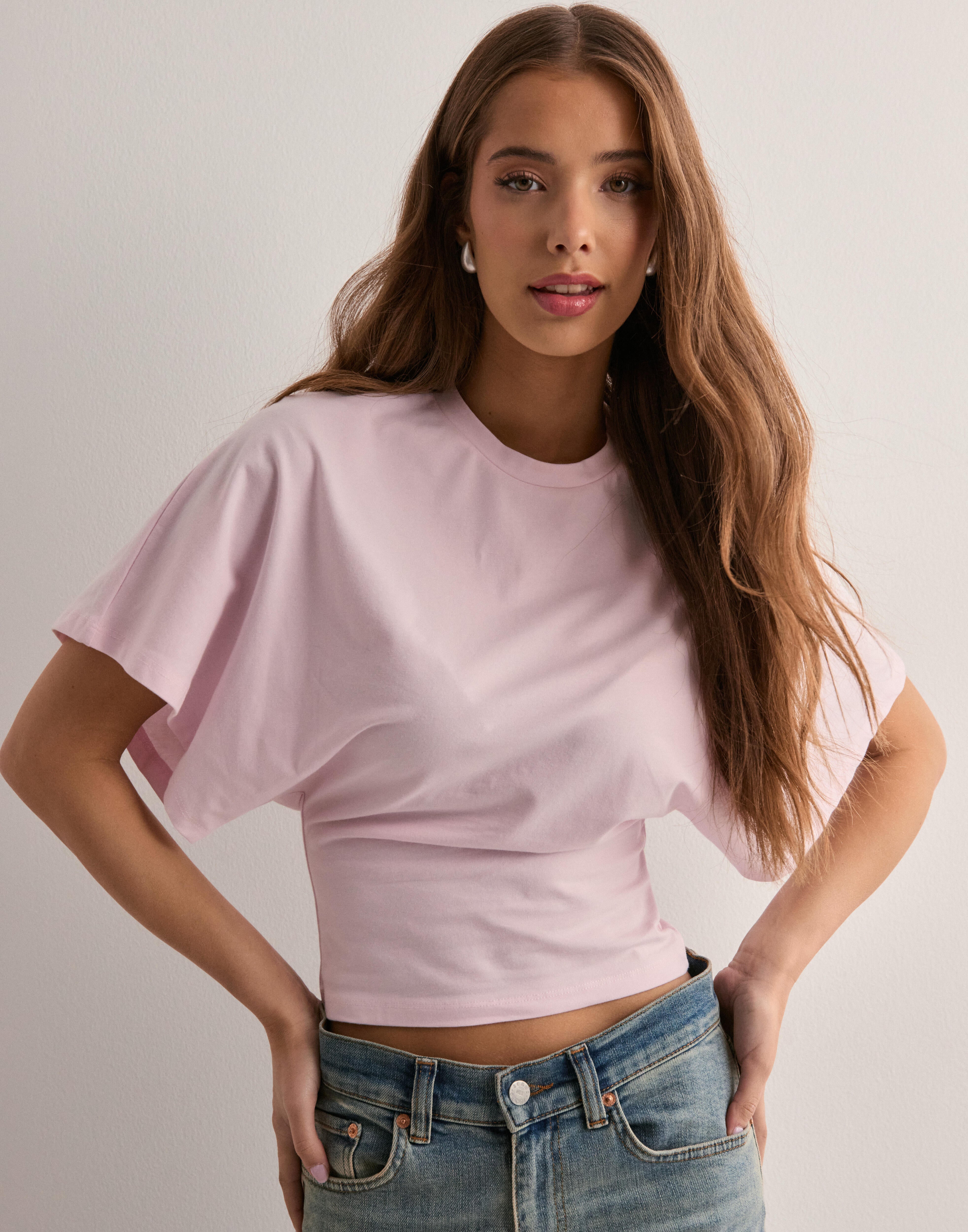 Chloe | Oversized Sleeve Icon Tee